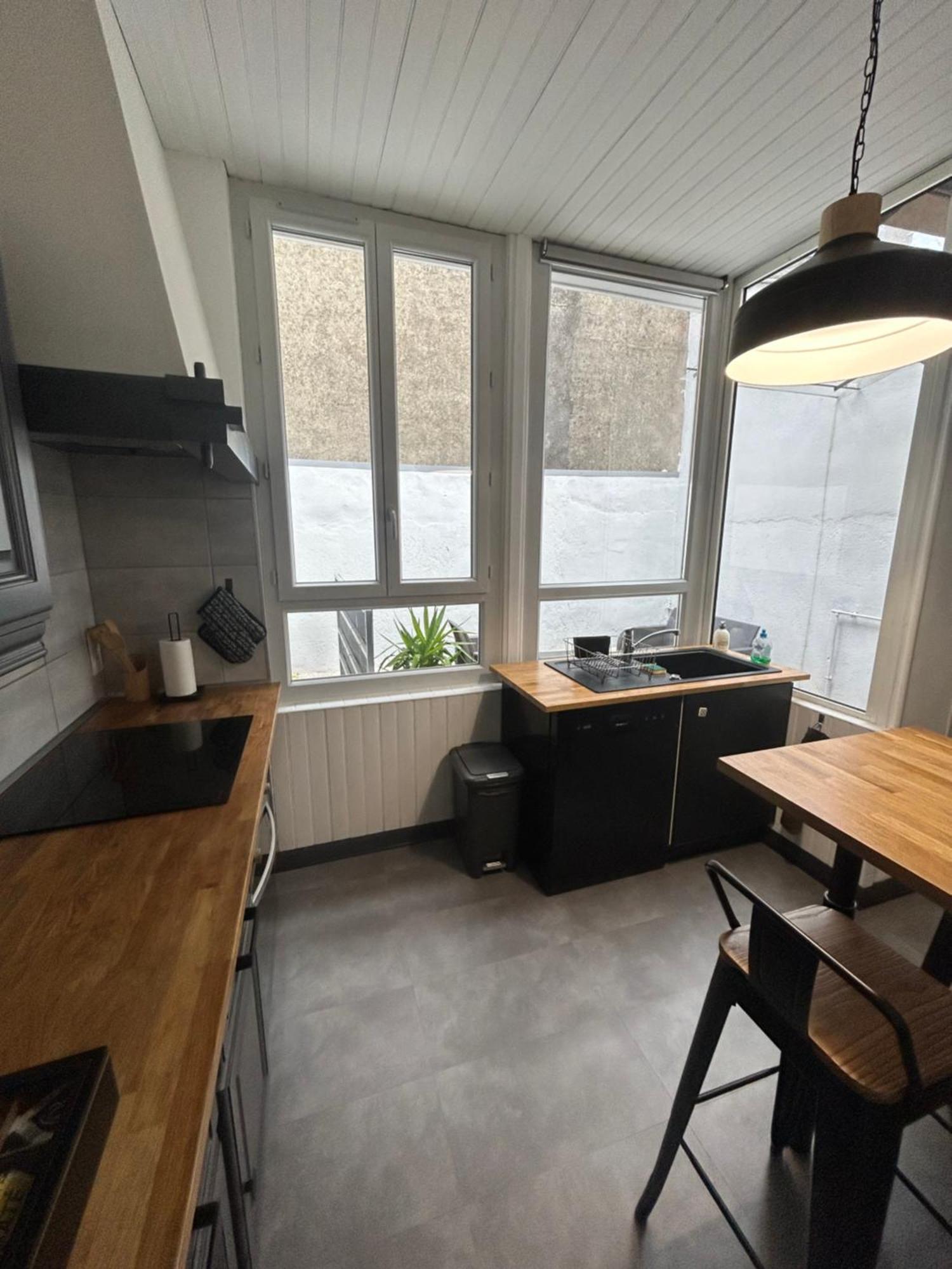Maison De Ville Avec Garage Et Terrasse Лурд Екстериор снимка