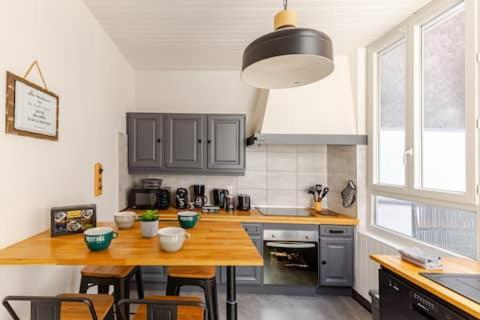 Maison De Ville Avec Garage Et Terrasse Лурд Екстериор снимка